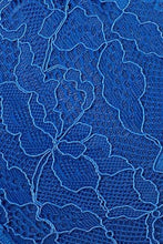 Load image into Gallery viewer, Lace Non Padded  Bra &amp; Hipster
