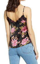 Load image into Gallery viewer, Sleeveless Fashion Top-M3
