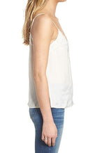 Load image into Gallery viewer, Sleeveless Fashion Top-M4

